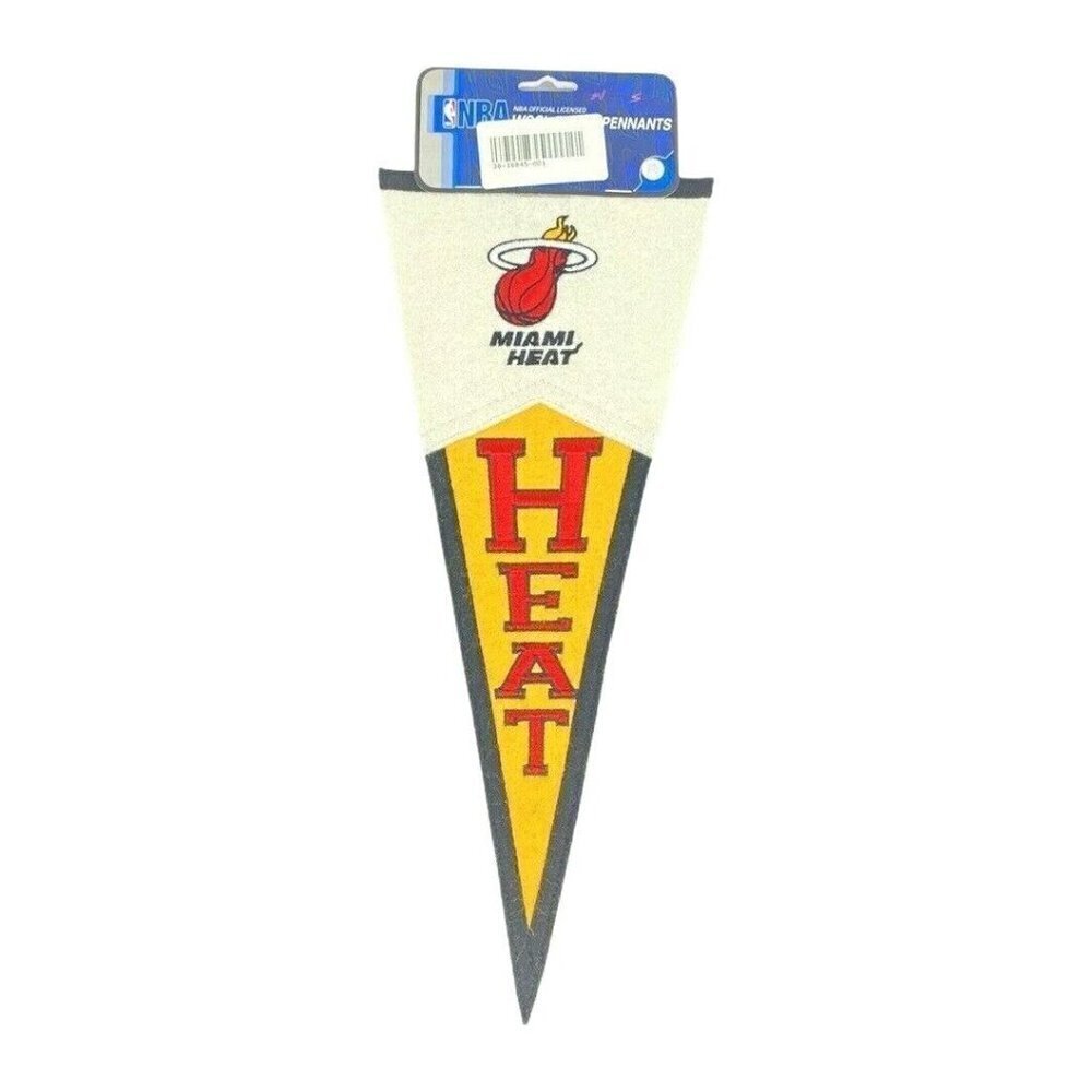 NBA Miami Heat Team Logo Wool Mini Basketball Pennant Winning Streak 2004 6x15